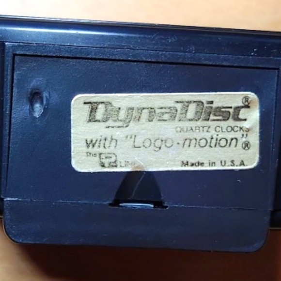 Vintage Rare DynaDisc Quartz Clock Logo-Motion Travel Alarm Clock (COPY) - Picture 2 of 3